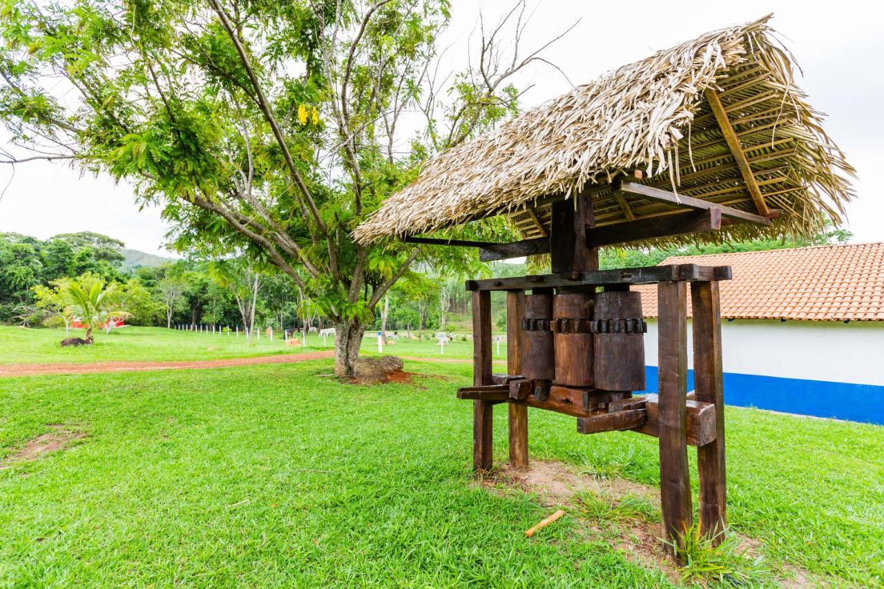 Hotel Fazenda Serra Da Irara Корумба-ди-Гояс Экстерьер фото